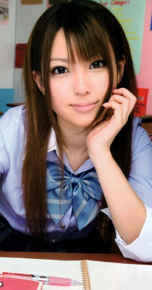 初美りおん画像15