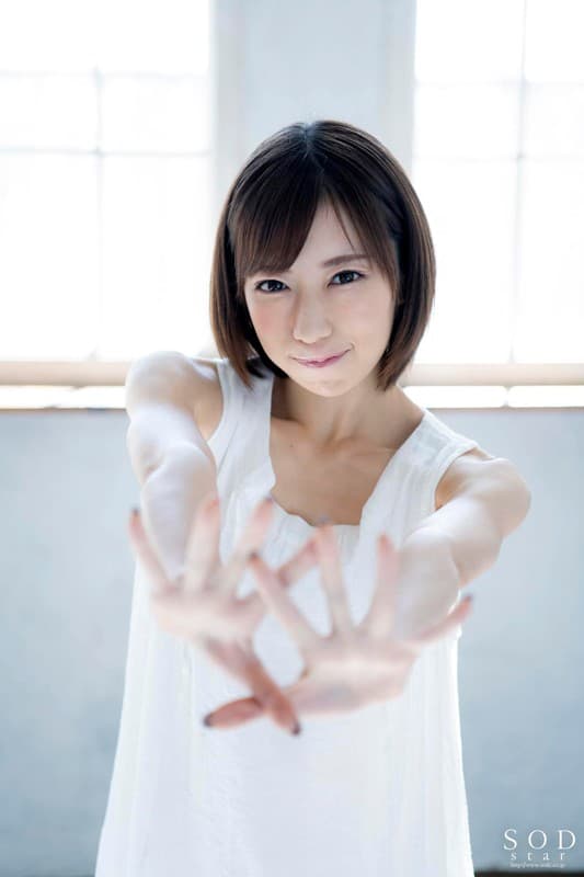 七海ティナ画像22