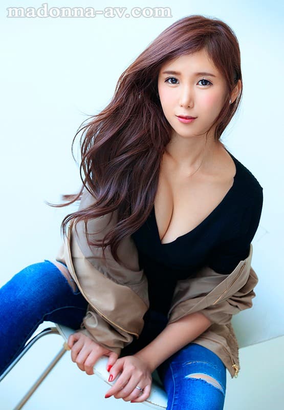我妻里帆画像3